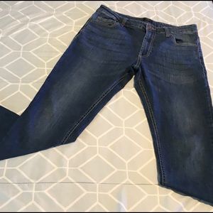 “City Streets” Slim Stretch Denim Jeans ♥️